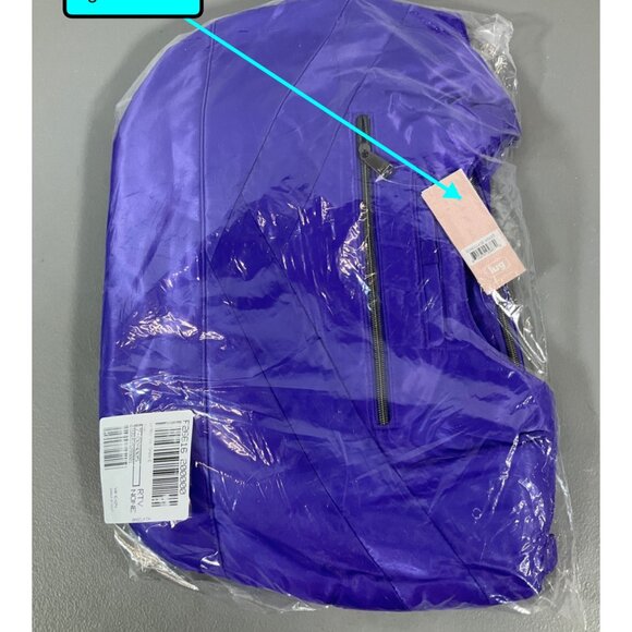 Lug Gondola SE Medium Unisex Handbag in Vibrant Violet with Zipper Closure - Picture 4 of 8